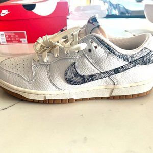 Nike Dunk Low New in Box size 10 M / 11.5 W White/Midnight Navy